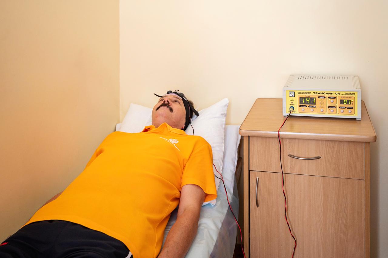 Трансцеребралъная электростимуляция- ТЭС