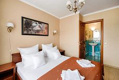 фото 2 номера Двухкомнатный люкс улучшенный